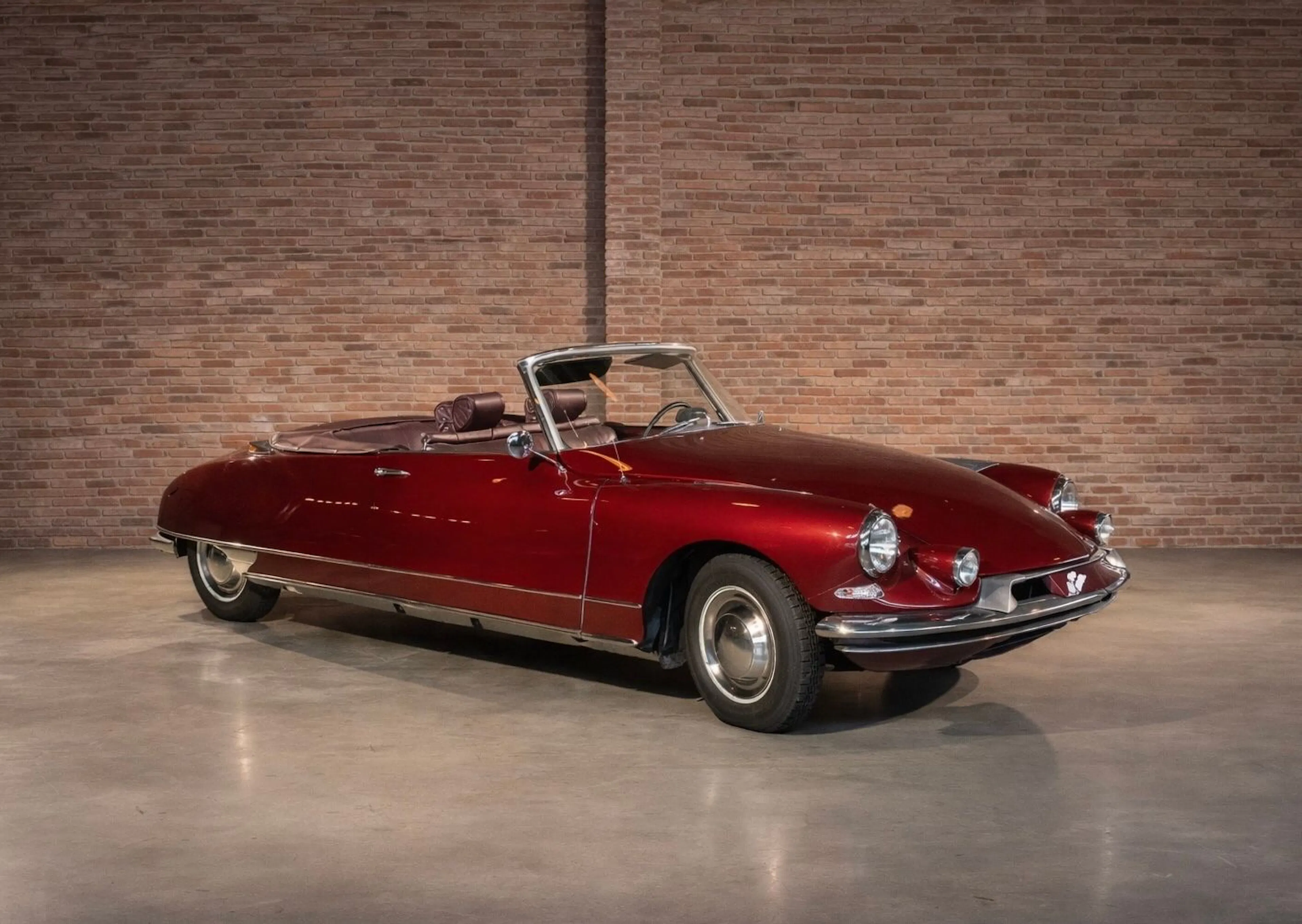 1961 Citroen DS19 VIN 4200294 | Hagerty Valuation Tools®
